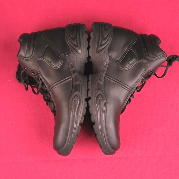 Mens Reebok Black Chukka Boots Size 11 M  NIB - Picture 3 of 10